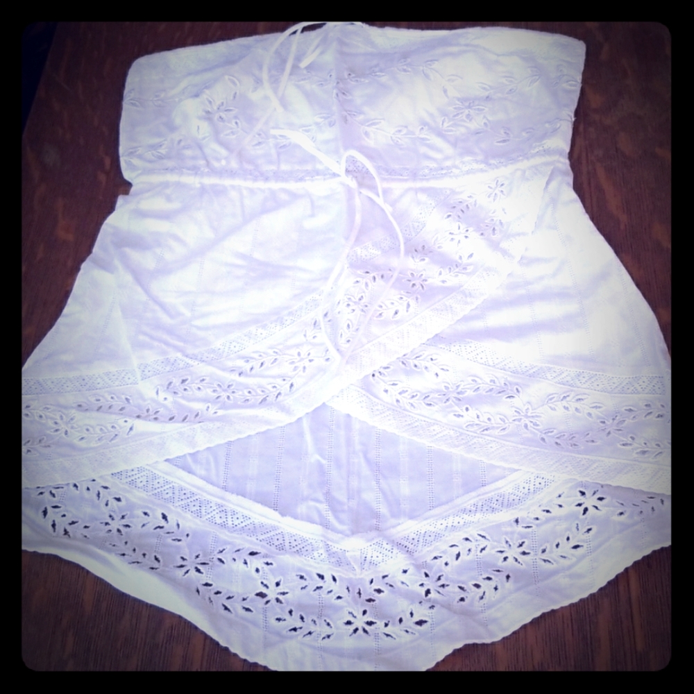 Moda International top